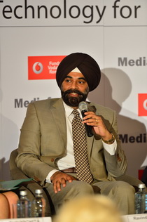 Ravinder Takar - CEO Vodafone România